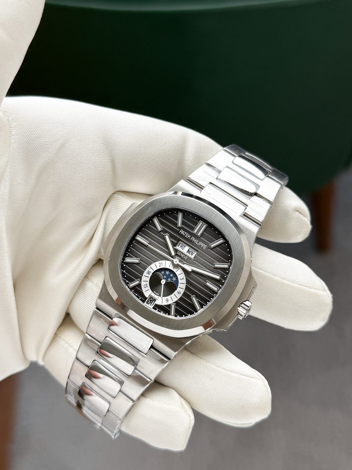 Patek Philippe Natulis 5726
