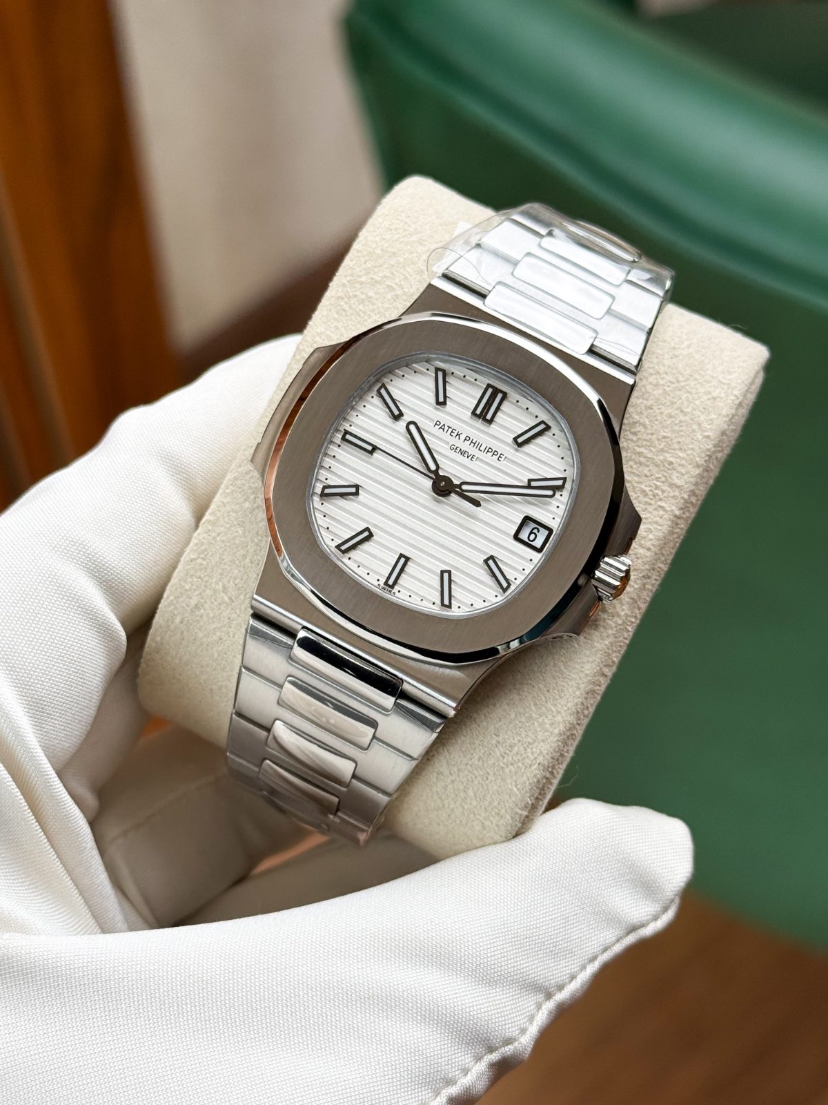 Patek Philippe Natulius 5711