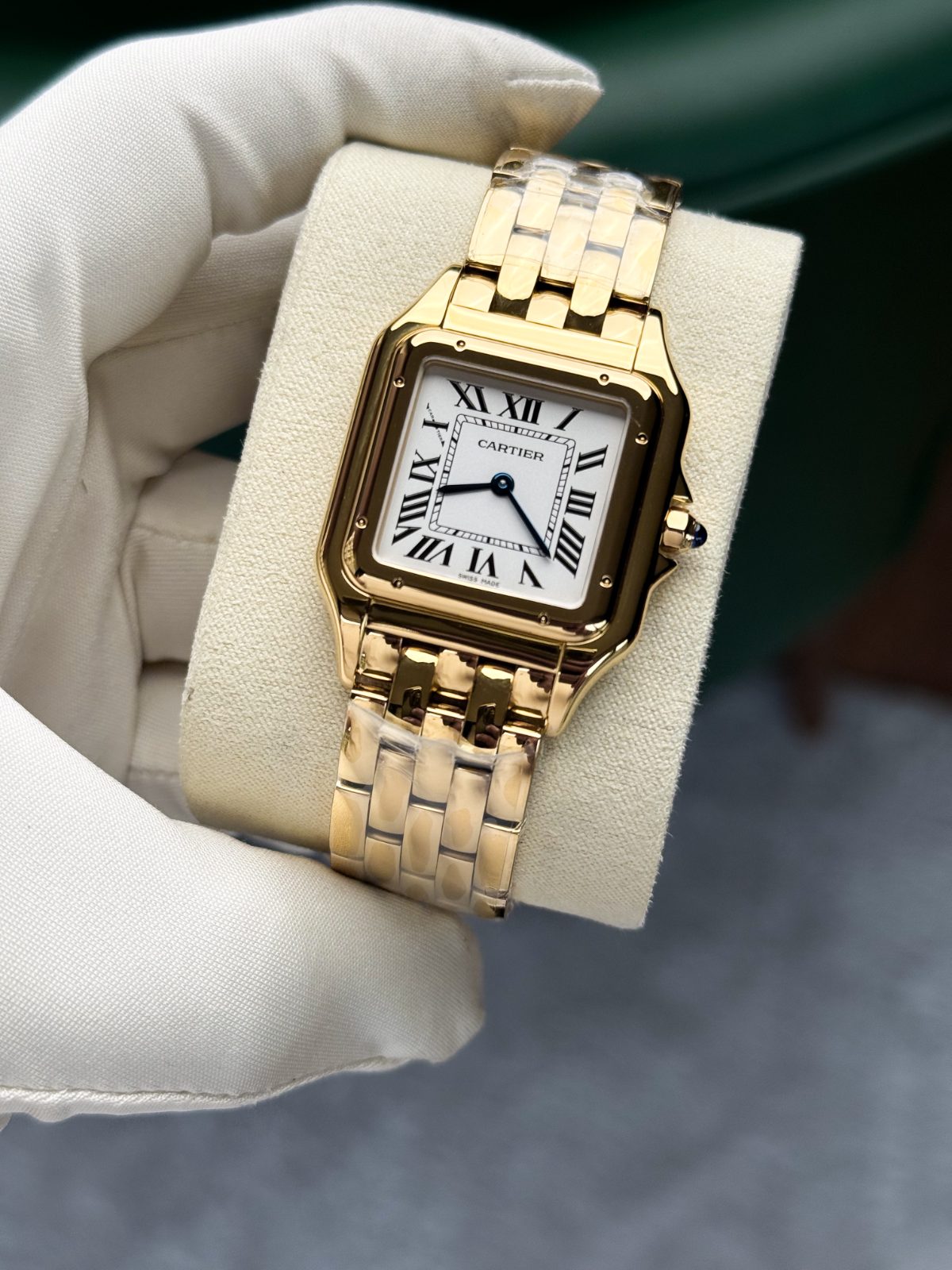 Cartier Panthere Gold Large