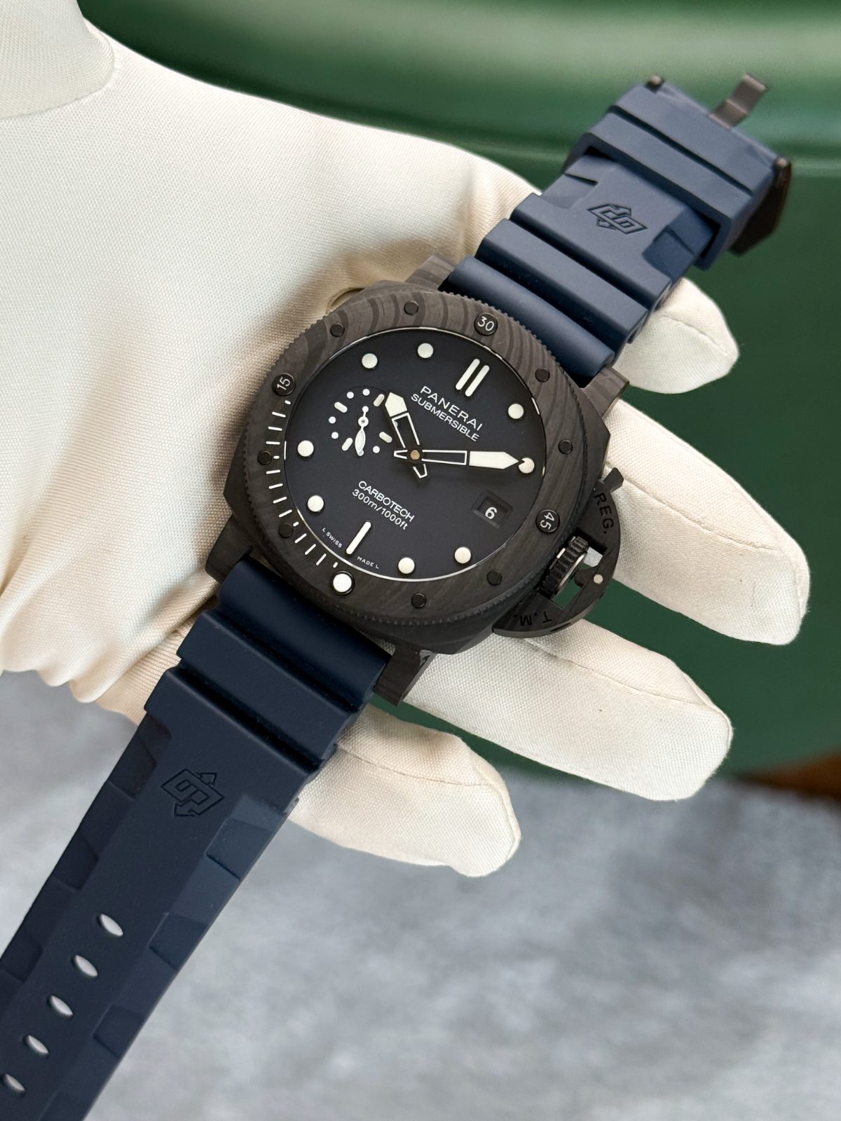 Panerai Submersible Carbotech