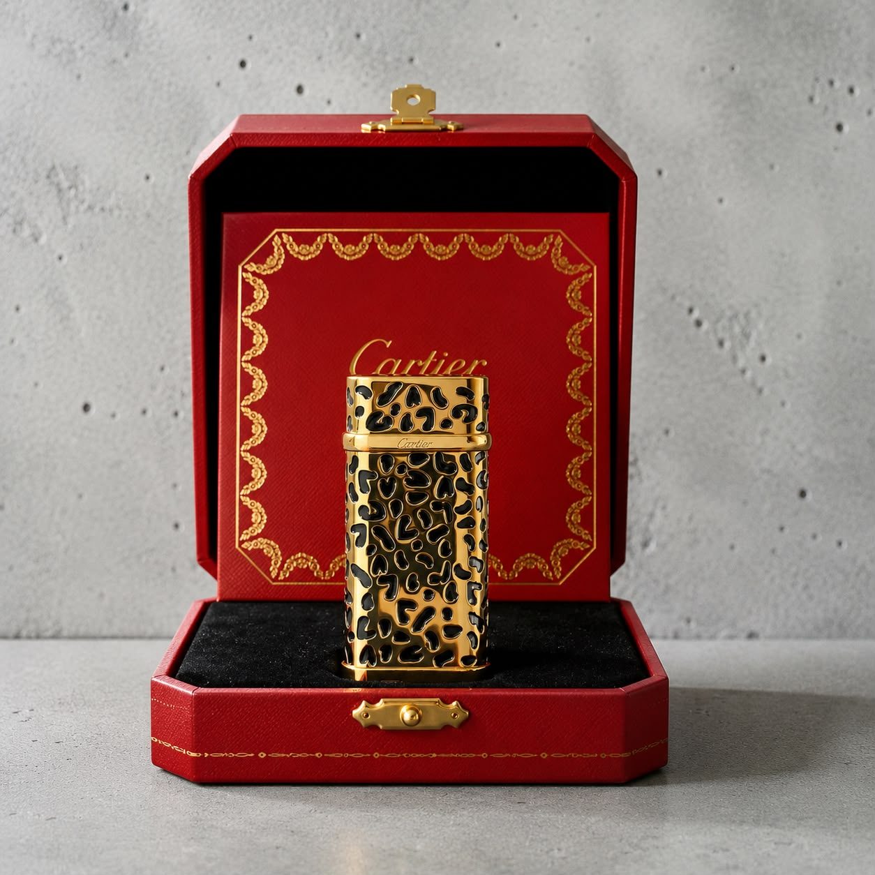 Cartier Çakmak No:7